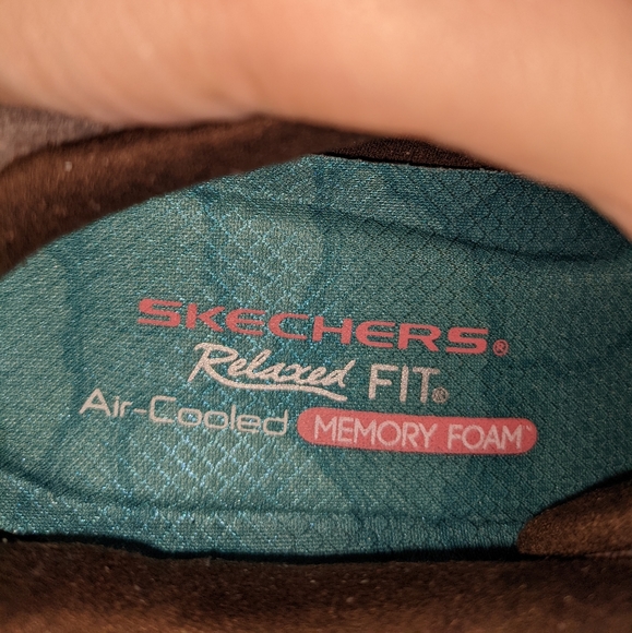 Sketchers suede walking sneakers - Picture 6 of 15